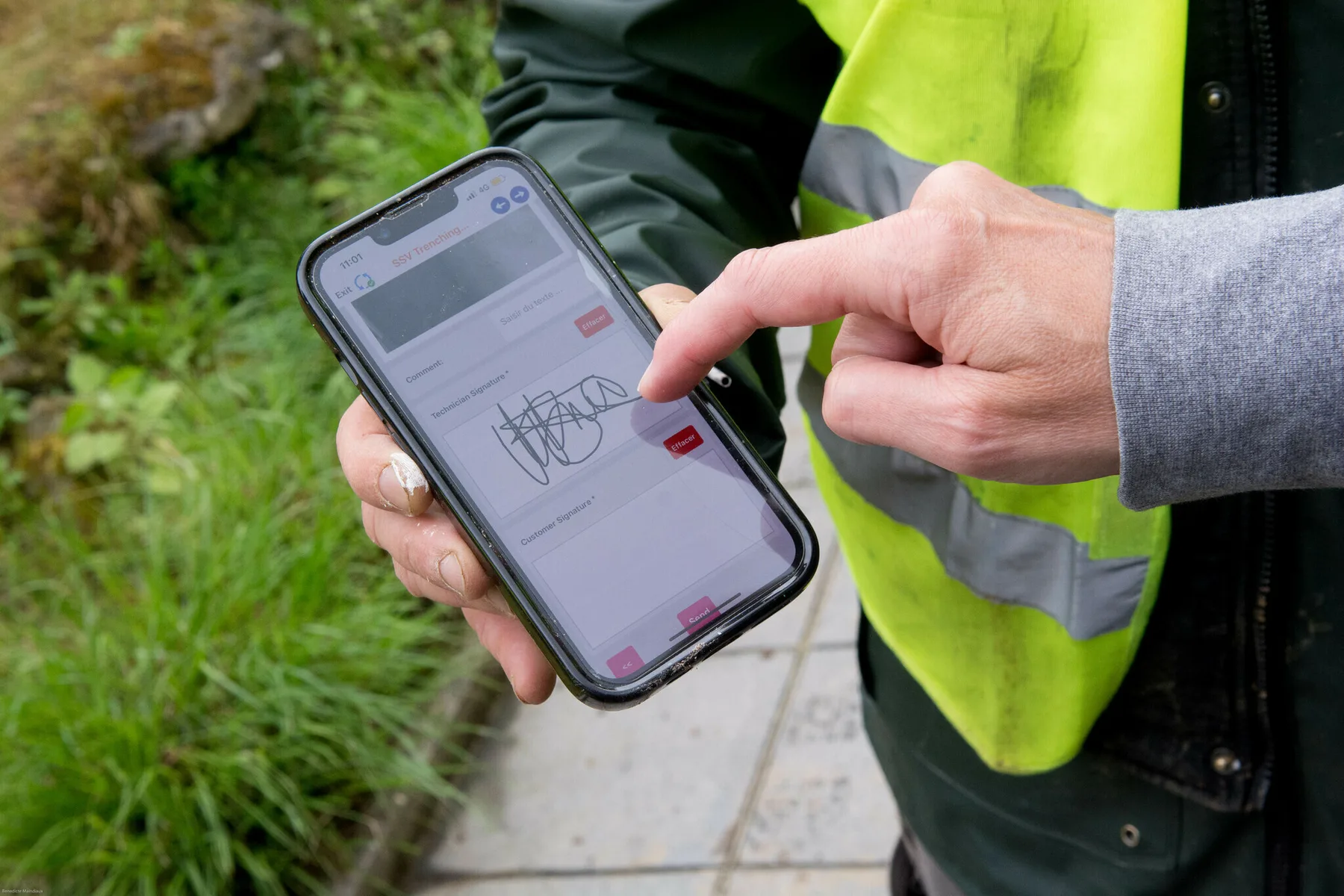 Avec votre accord sur la manière d'introduire la fibre chez vous, les travaux peuvent commencer